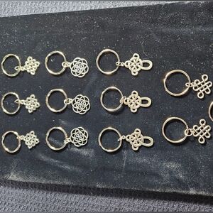 Elegant Silver Celtic Keychain Set